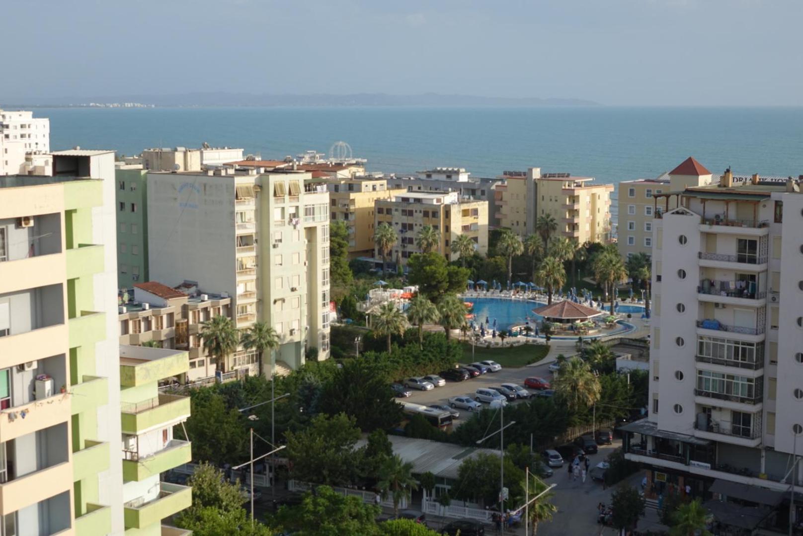 Giardino Alto Apartment Драч Екстериор снимка