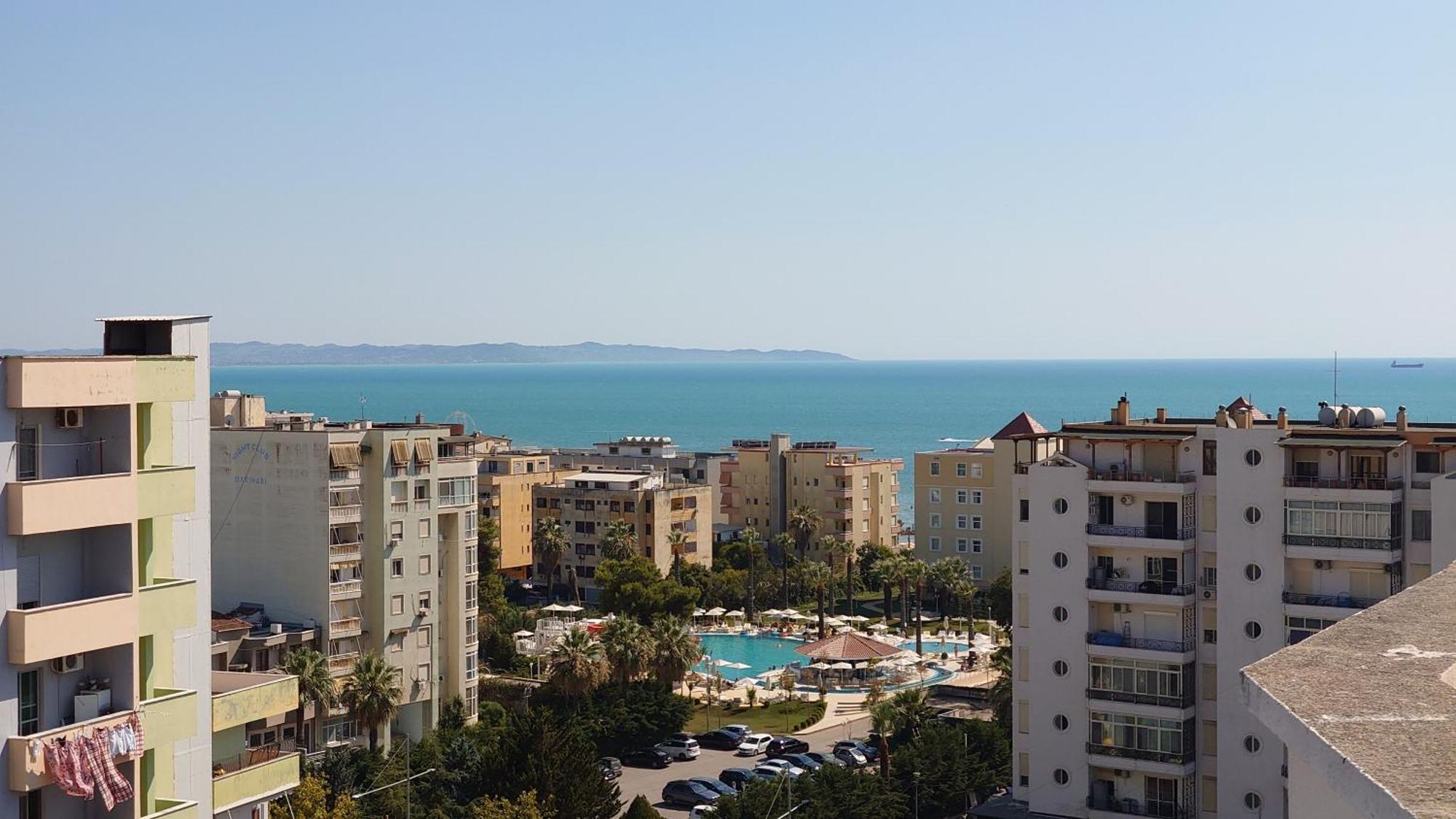Giardino Alto Apartment Драч Екстериор снимка